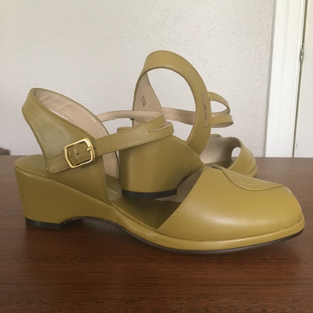 Re-mix Picasso Shoes in Avocado. Sz 11. Never Worn